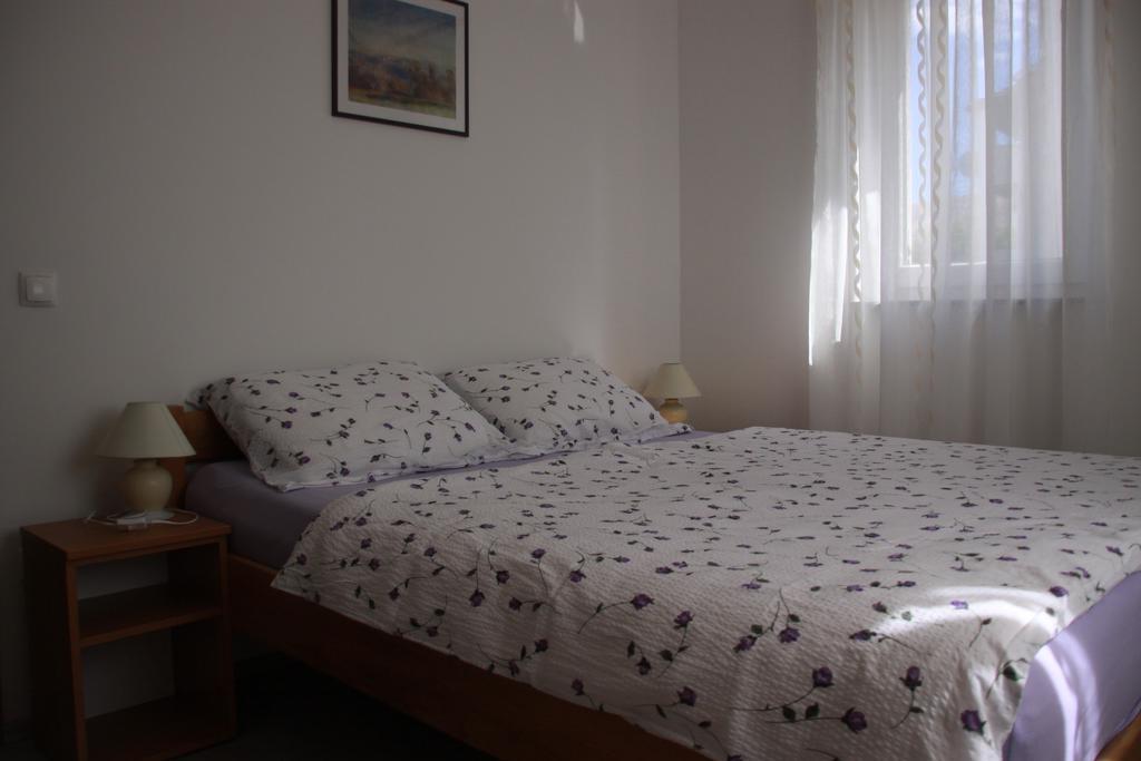 Mediterranean Oasis Apartments Baška Zimmer foto